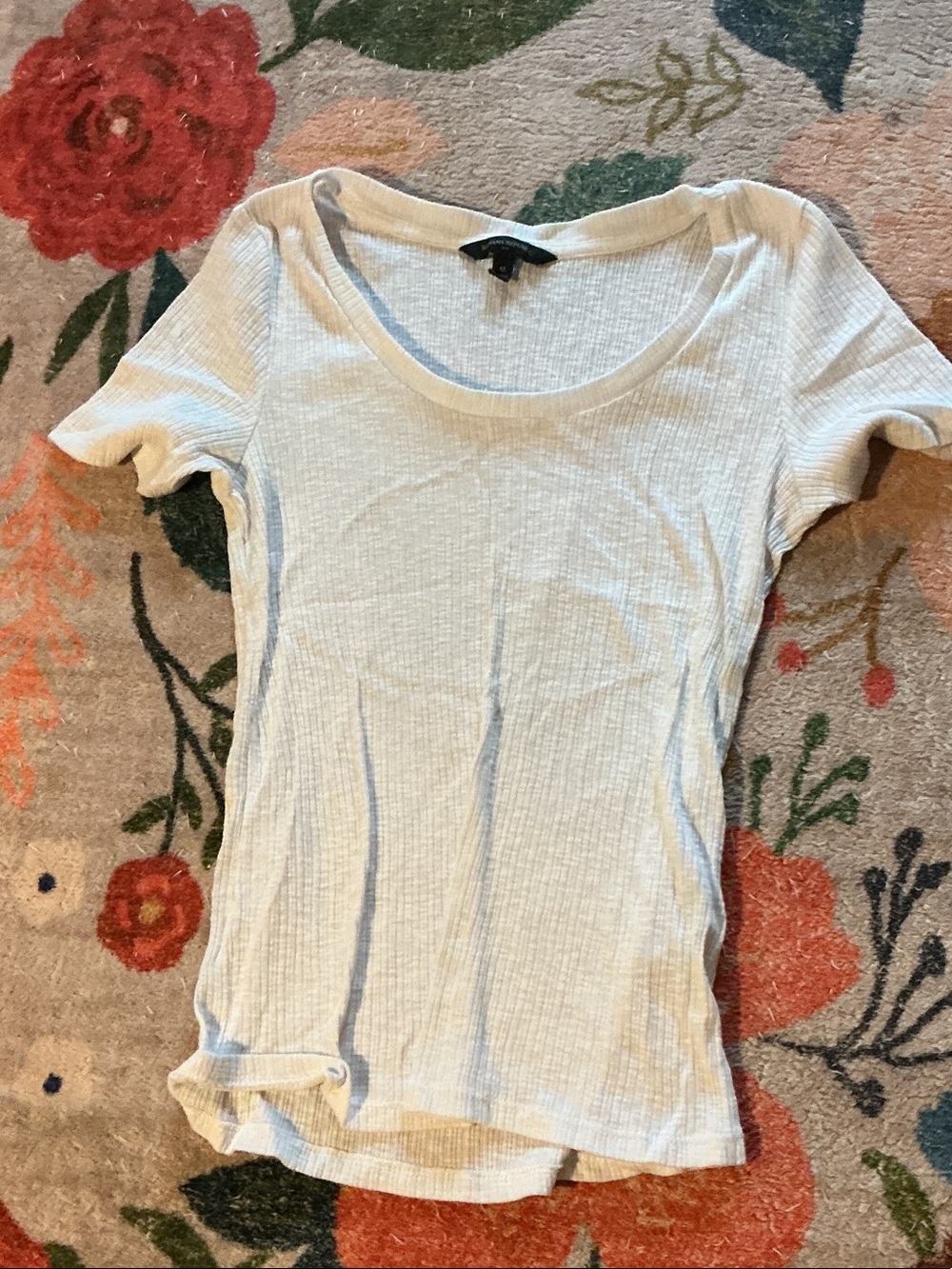 Banana Republic Cream Ribbed Scoop Neck Short Sleeve Top